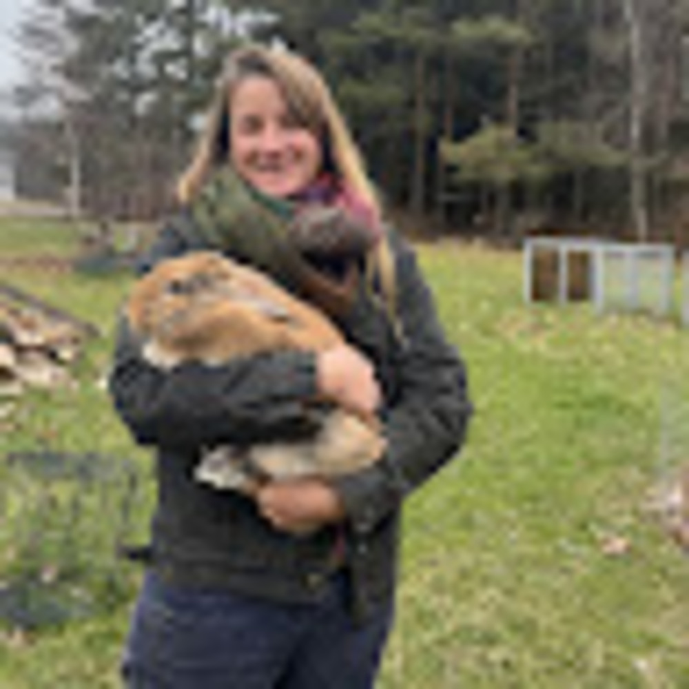 Meet your Posher, Hannah